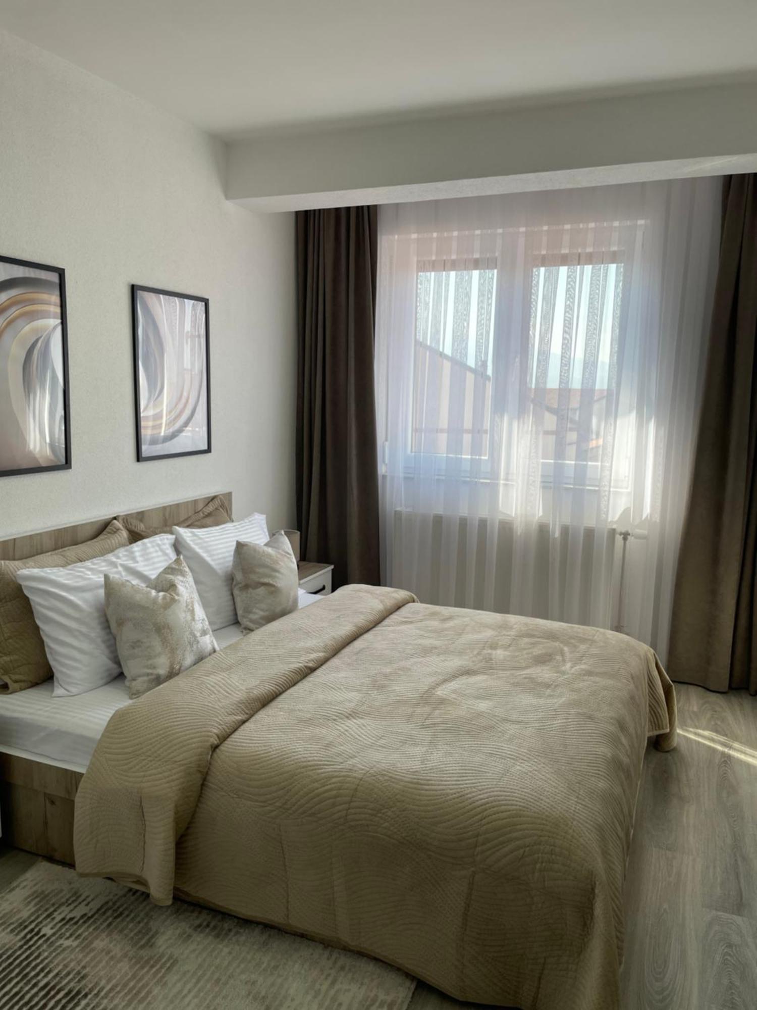 Apartment Prizreni-Free Private Parking Екстер'єр фото