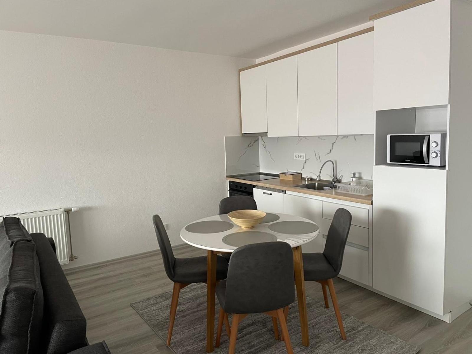 Apartment Prizreni-Free Private Parking Екстер'єр фото