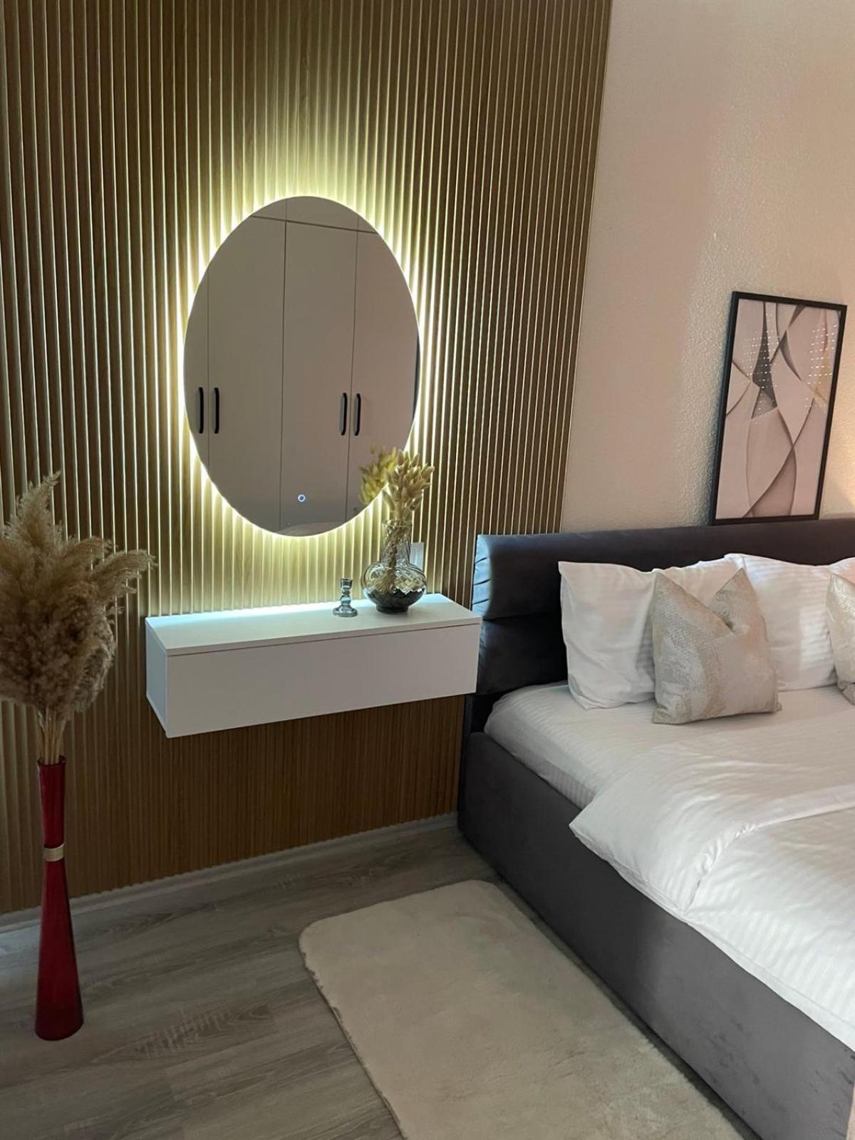 Apartment Prizreni-Free Private Parking Екстер'єр фото