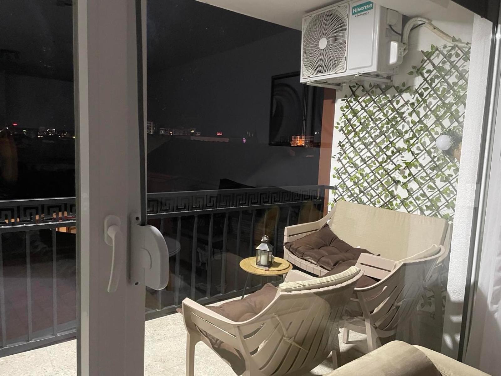 Apartment Prizreni-Free Private Parking Екстер'єр фото