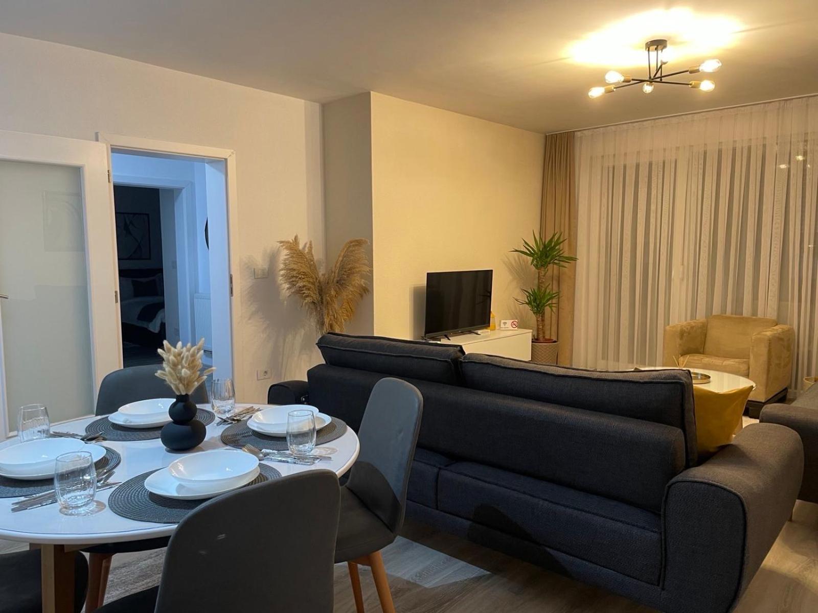 Apartment Prizreni-Free Private Parking Екстер'єр фото
